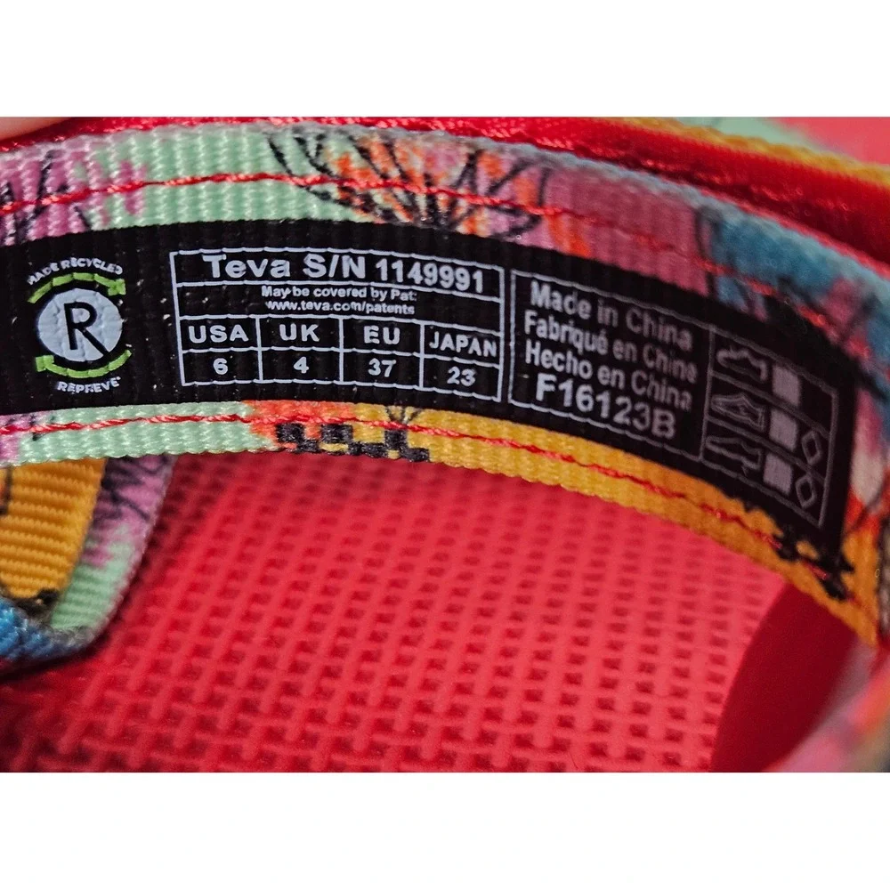 Teva x Misa Hylton Flatform Universal Red Multi Platform Sandals Y2K Women 6